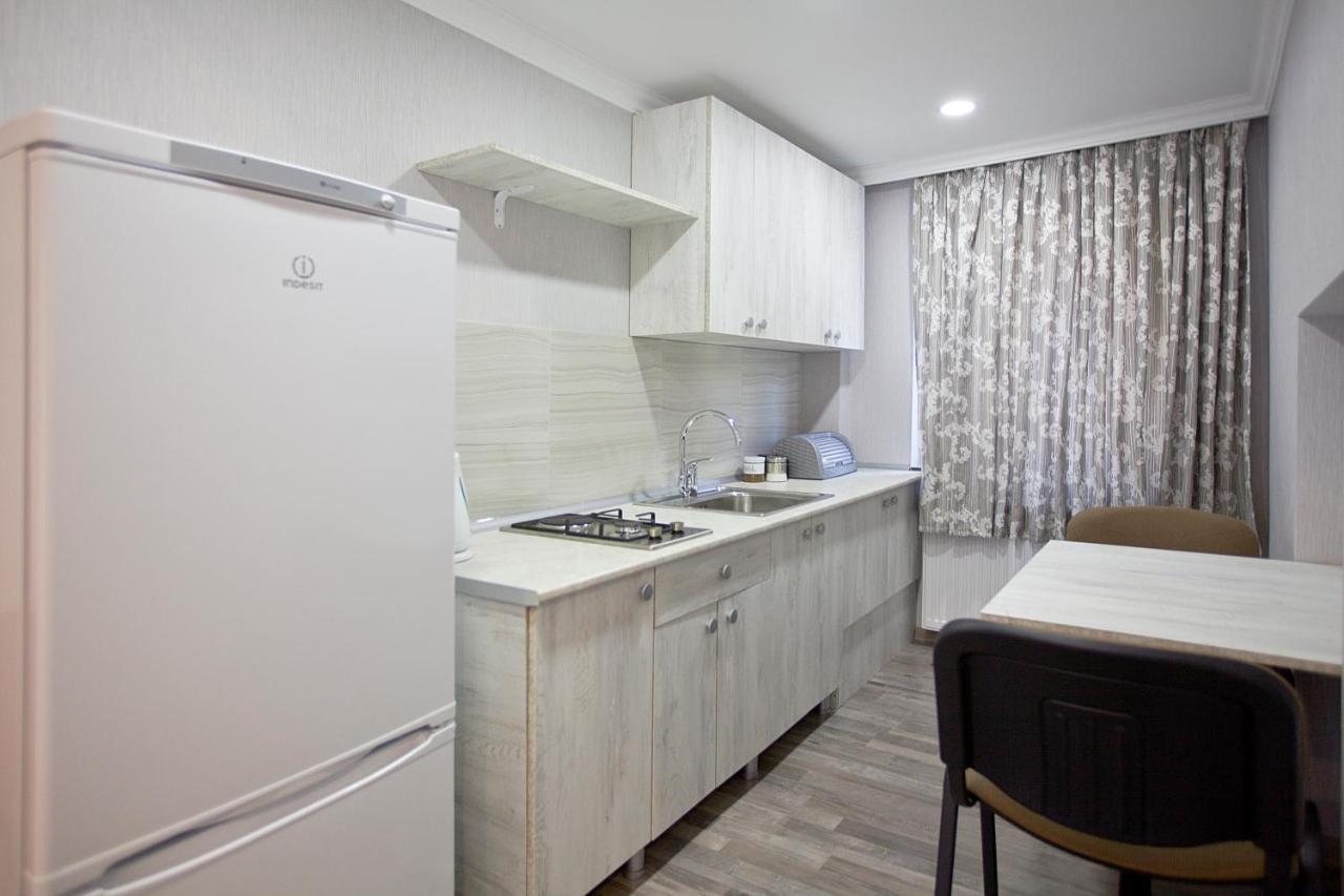 Metekhi Corner Apartments Tbilisi Exterior photo